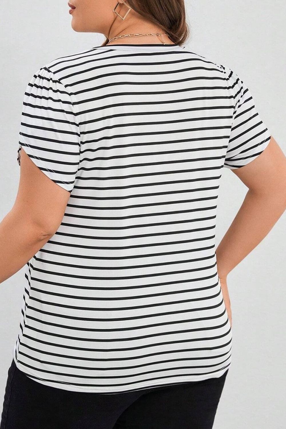 Plus Size Striped V-Neck Short Sleeve T-Shirt