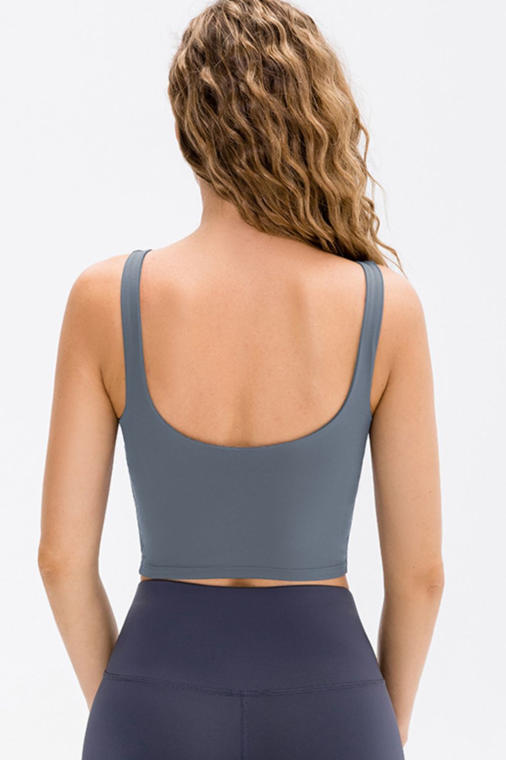 Cropped Scoop Neck Active Tank Top